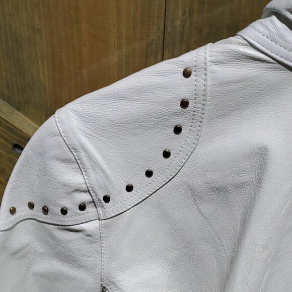 BOSTON PROPER WHITE LEATHER MOTO JACKET WITH STUDS SIZE MEDIUM - Picture 14 of 16